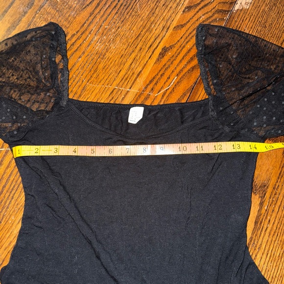 Sheer Sleeve Bodysuit - Picture 4 of 6